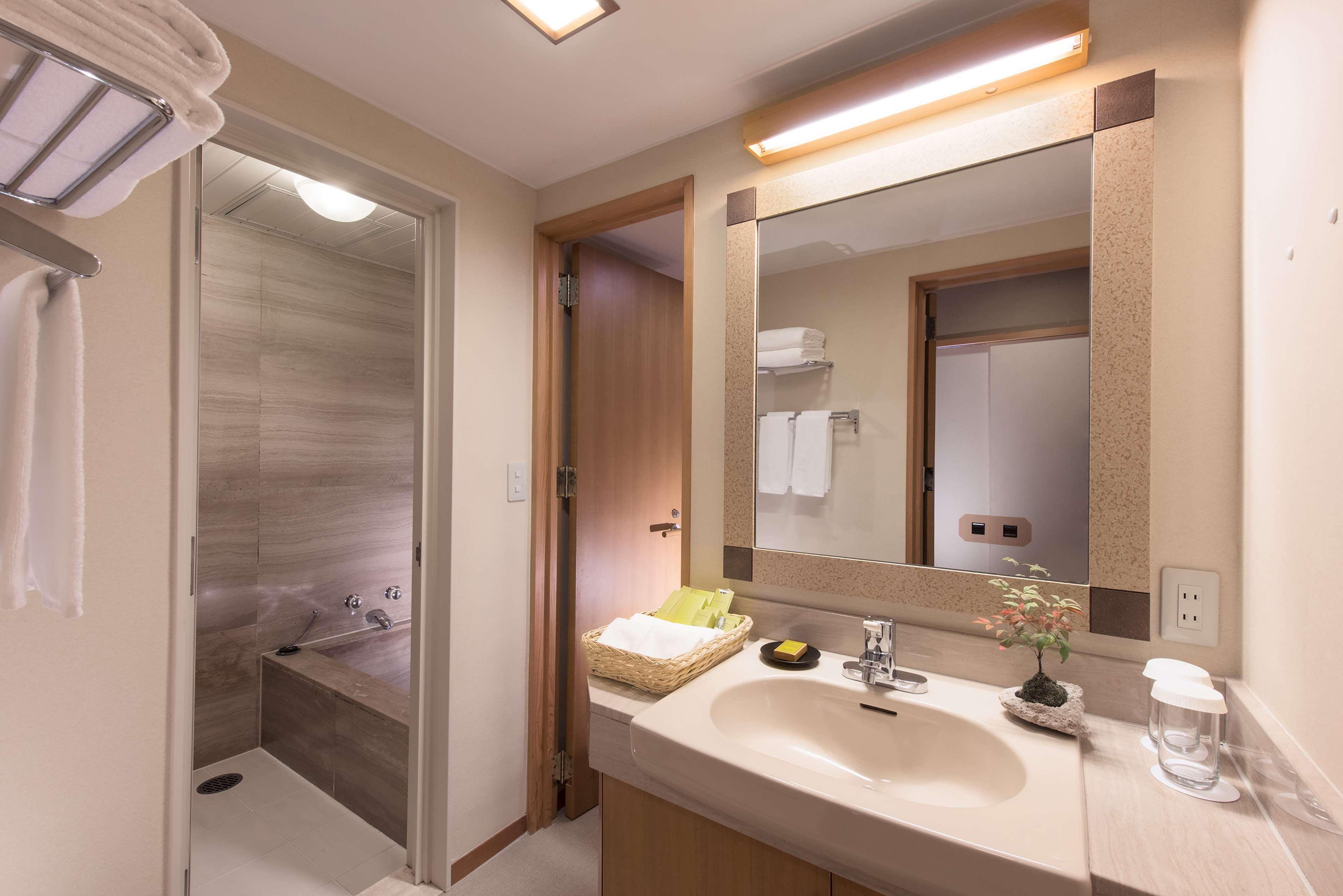 Doubletree By Hilton Naha Shuri Castle Luaran gambar